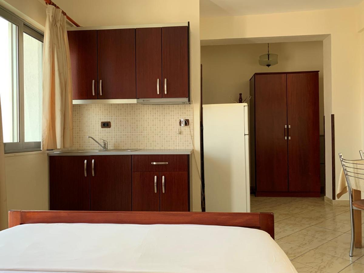 The First Hotel Saranda Sarandë Exterior foto