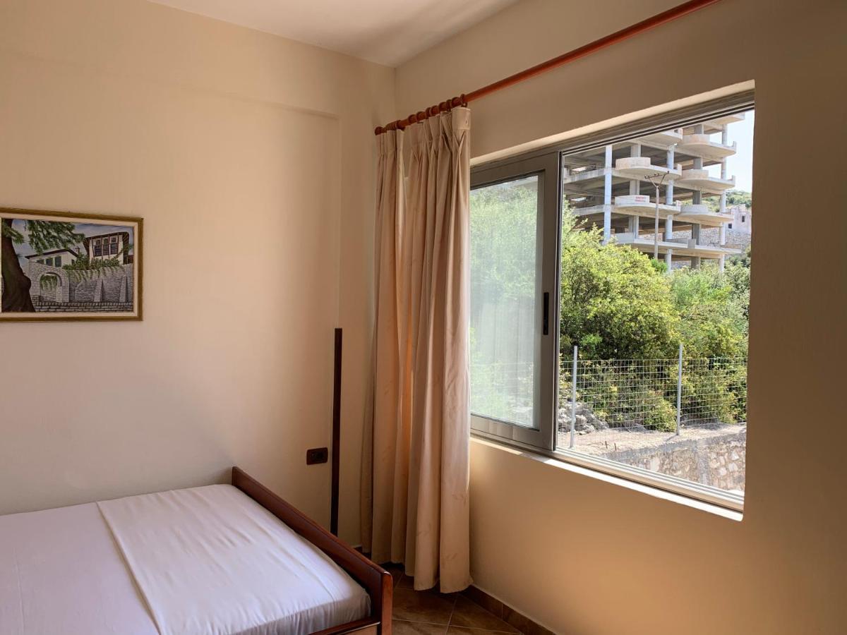 The First Hotel Saranda Sarandë Exterior foto