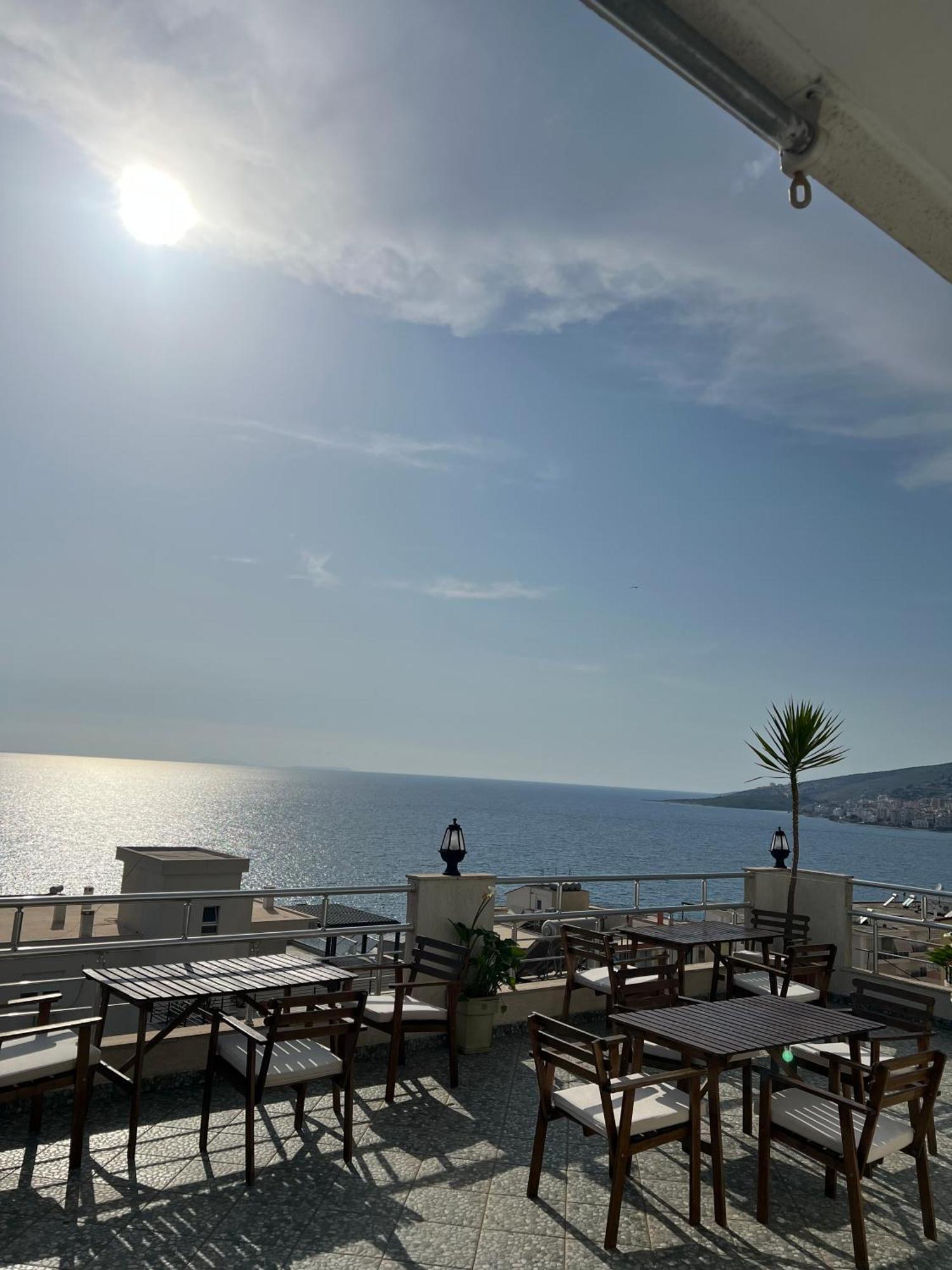 The First Hotel Saranda Sarandë Exterior foto