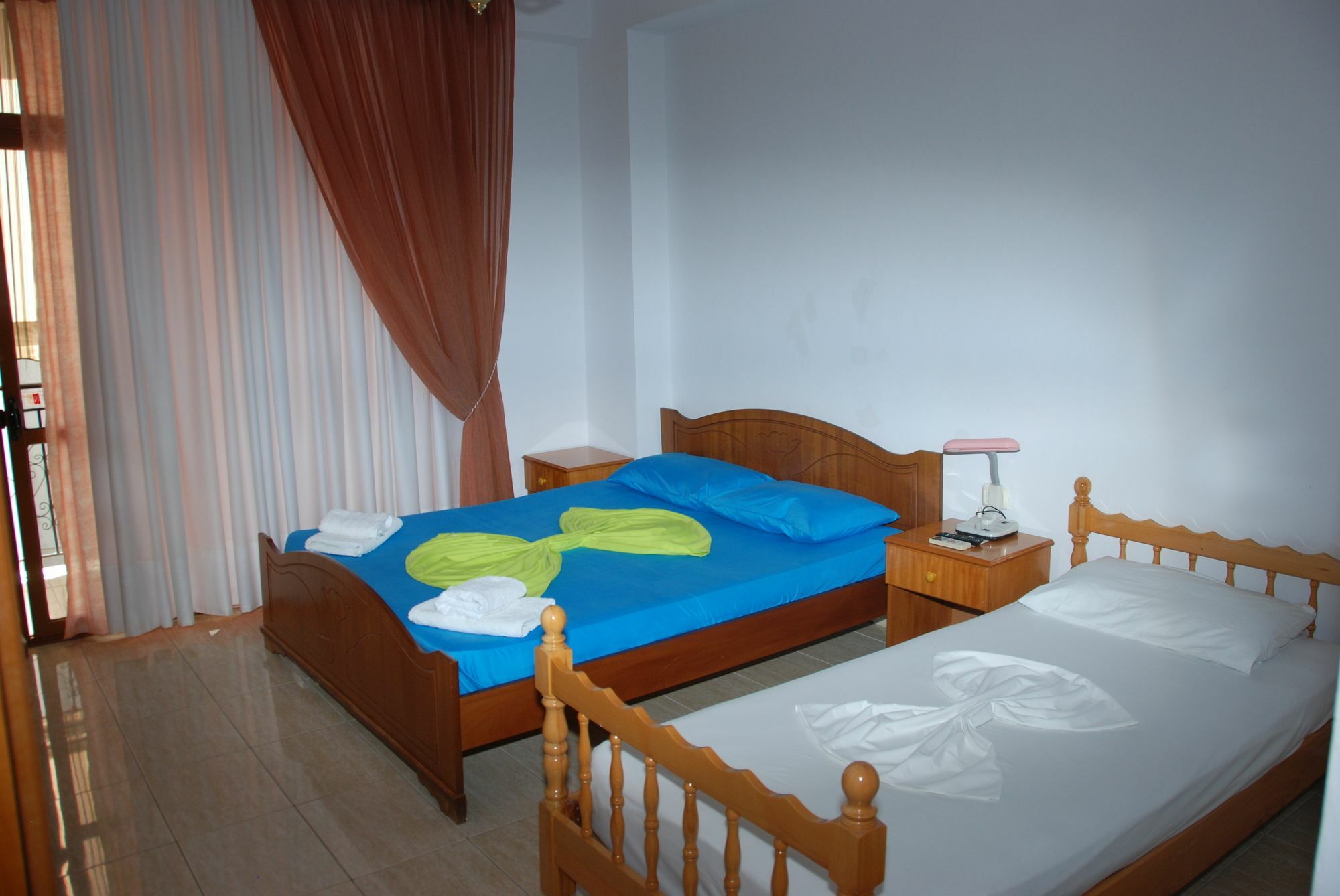 The First Hotel Saranda Sarandë Exterior foto